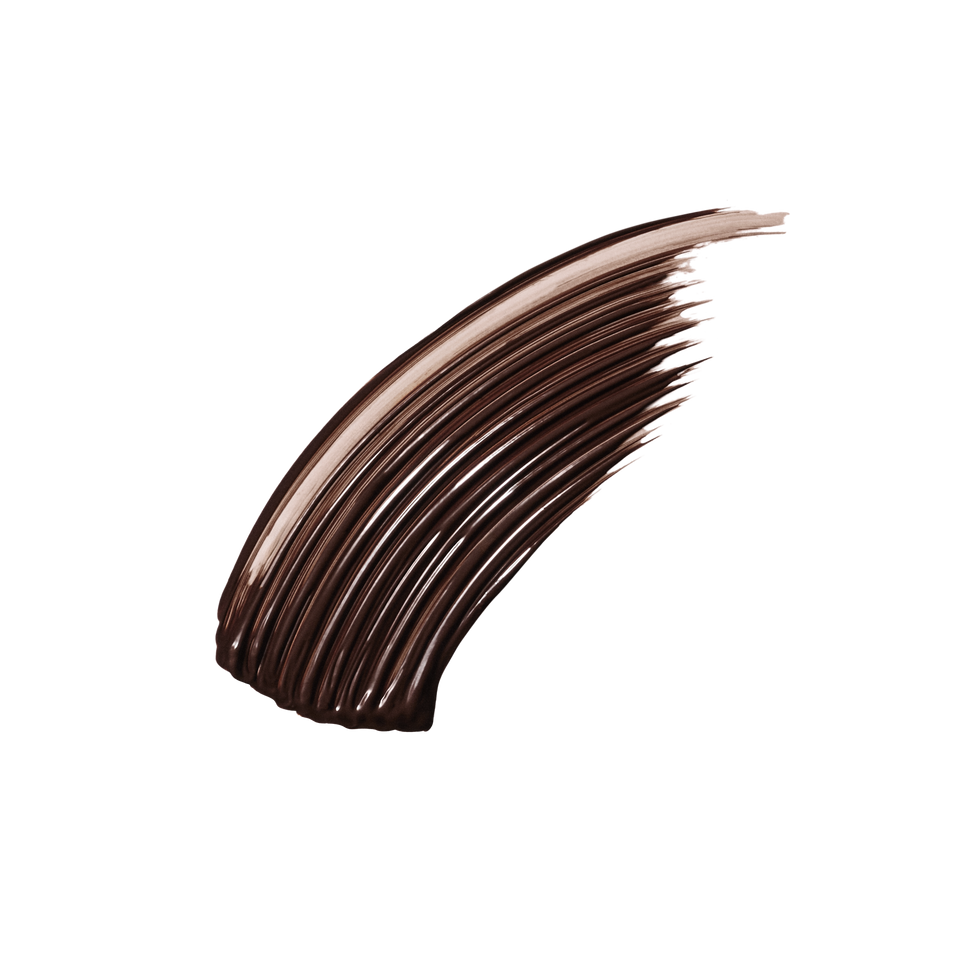 Cocoa-brown brushstroke swatch of Vast Lash Cocoa — Victoria Beckham Beauty's buildable lash-defining mascara.
